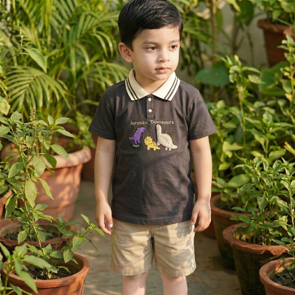 Jurassic collar Tshirt